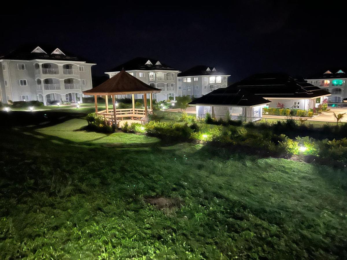 Appartamento Ocho Rios Ocean Escape Richmond Esterno foto